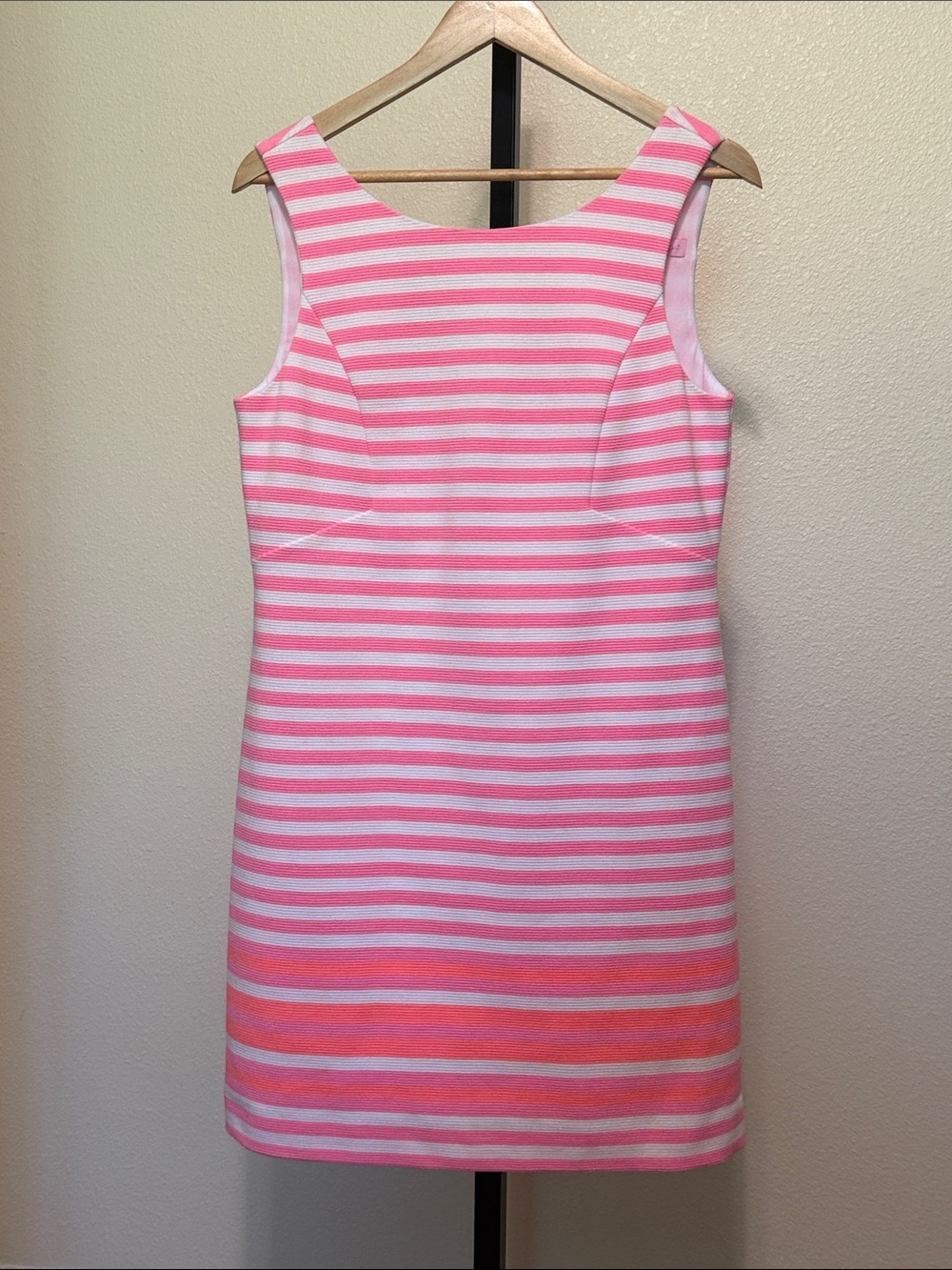 Lilly Pulitzer 💗Sleeveless Pink & White Striped Sheath Dress - Picture 2 of 16